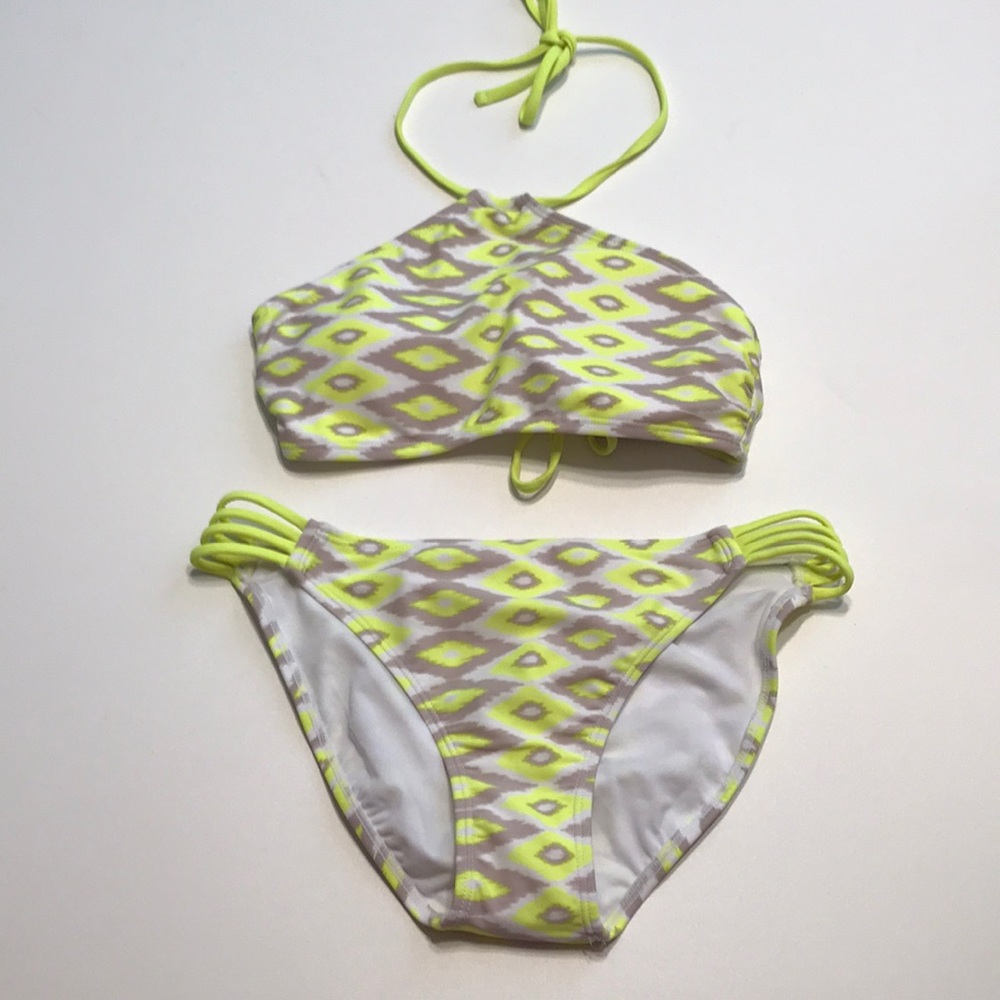 HH High-neck Bikini Swimsuit